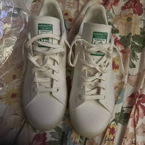 Super cool Stan smith adidas size 11 brand new